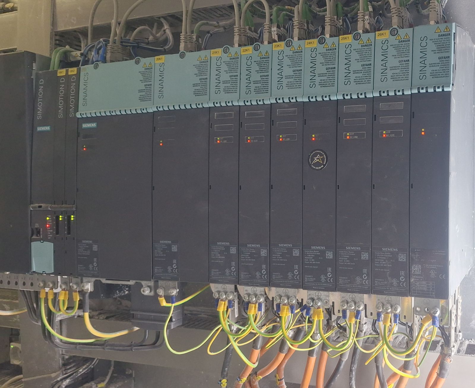 Drive rack and field wiring
